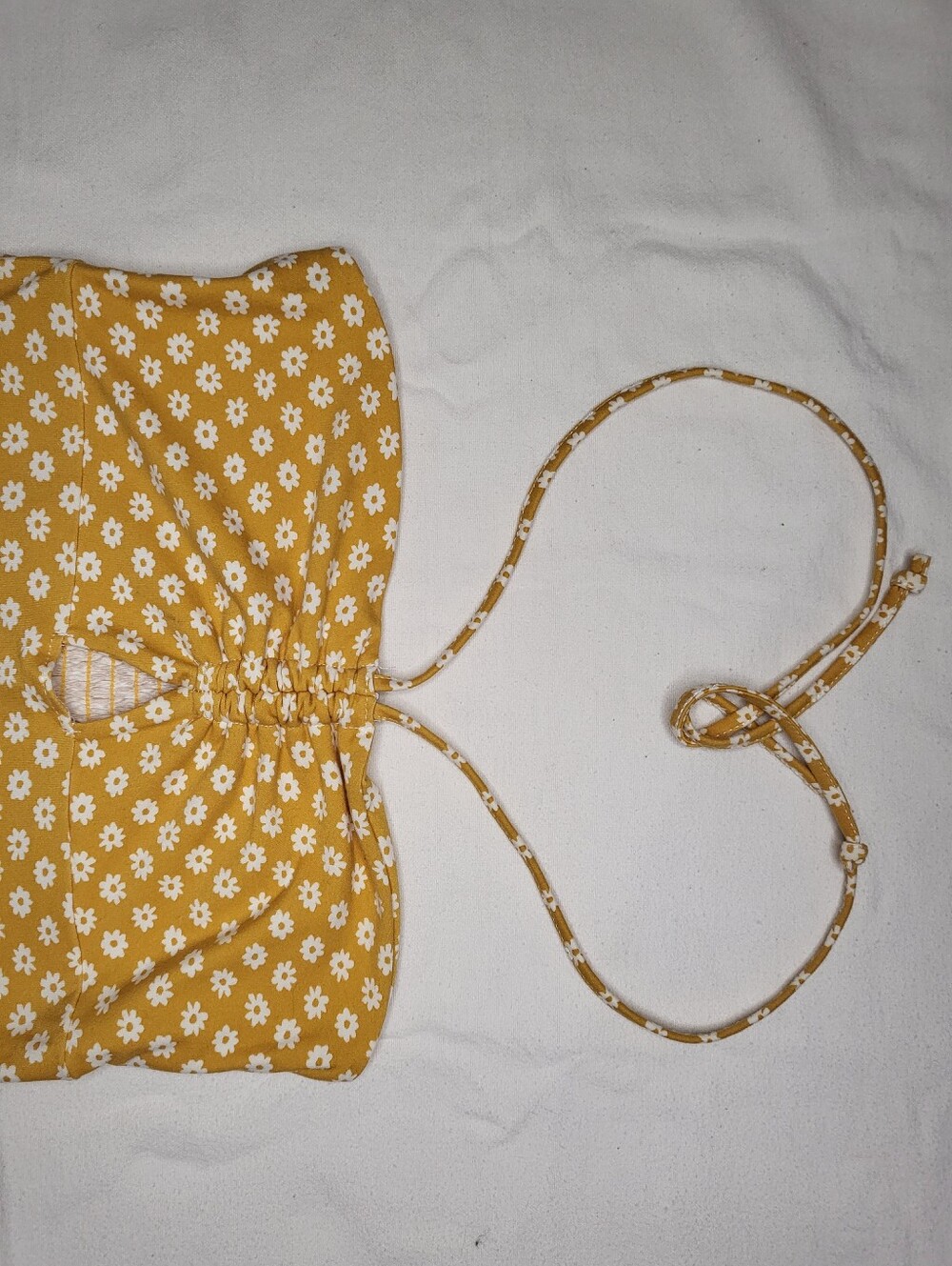 🌻Yellow Floral Halter Dress - Picture 5 of 10